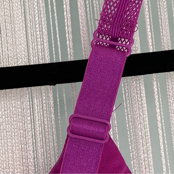Pink Purple Sports Bra NWT Size Size M - Picture 9 of 17